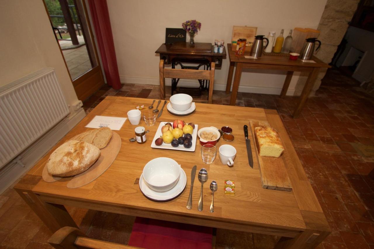 Ancienne Ecole Bed & Breakfast Cazaux-Villecomtal Exterior photo